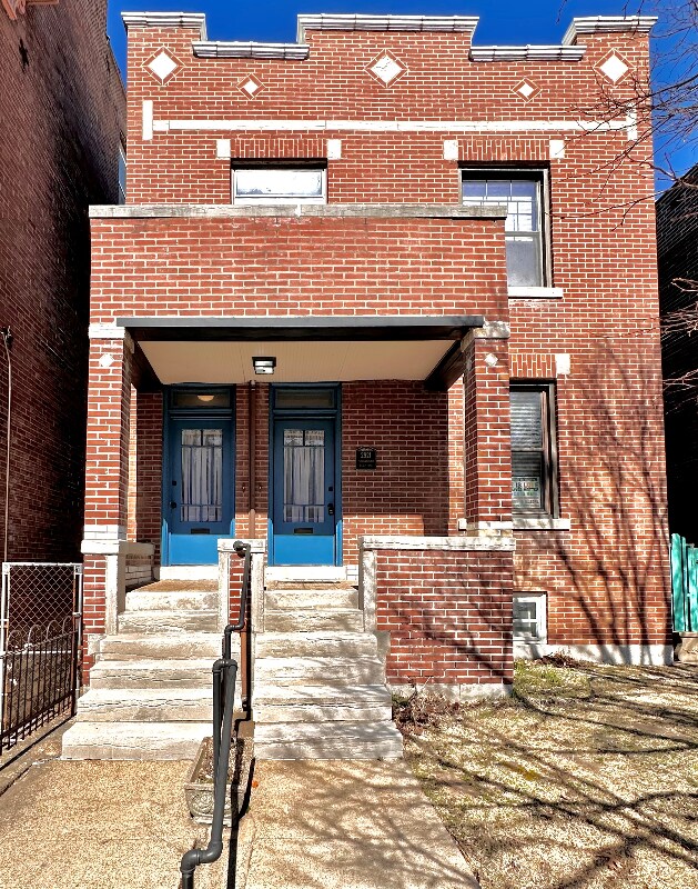 2921 Shenandoah Ave Unit a, St. Louis, MO 63104 Room for Rent in St
