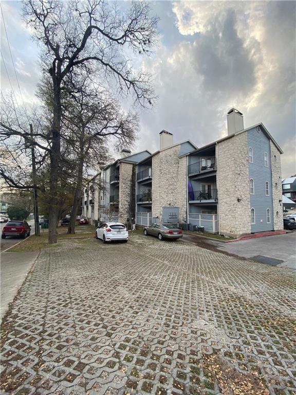 Foto del edificio - 3111 Tom Green St