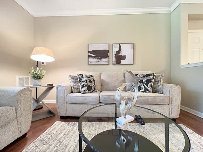 Foto del edificio - 1770 Bearberry Cir