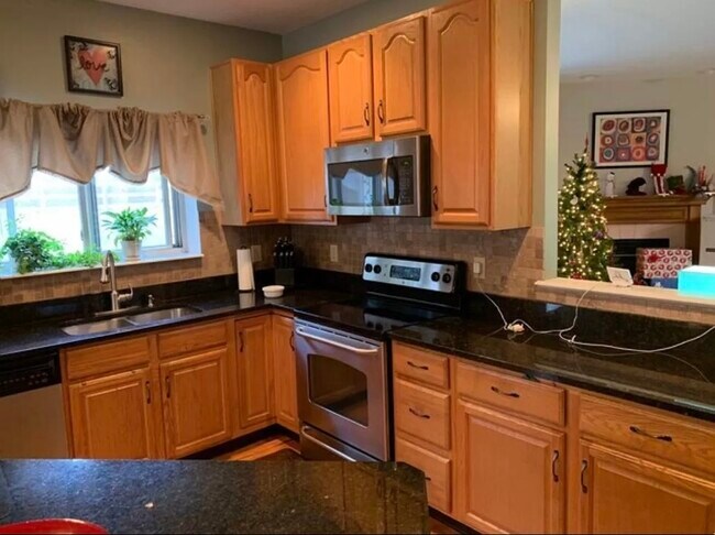 Foto del edificio - 7299 Rolling Meadows Dr