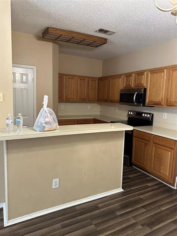 Foto del edificio - 525 Timber Way Dr