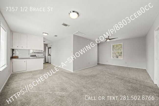 Building Photo - 7357 1/2 Brace St-
