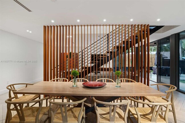 Foto del edificio - 2780 SW 22nd Ave