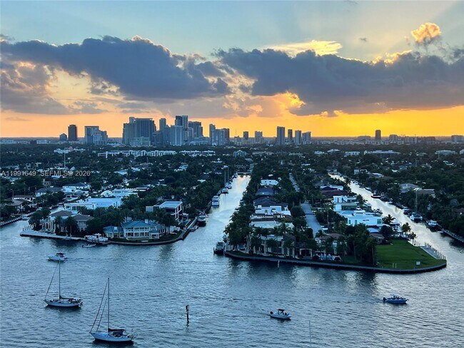 Foto del edificio - 153 N Seabreeze Blvd