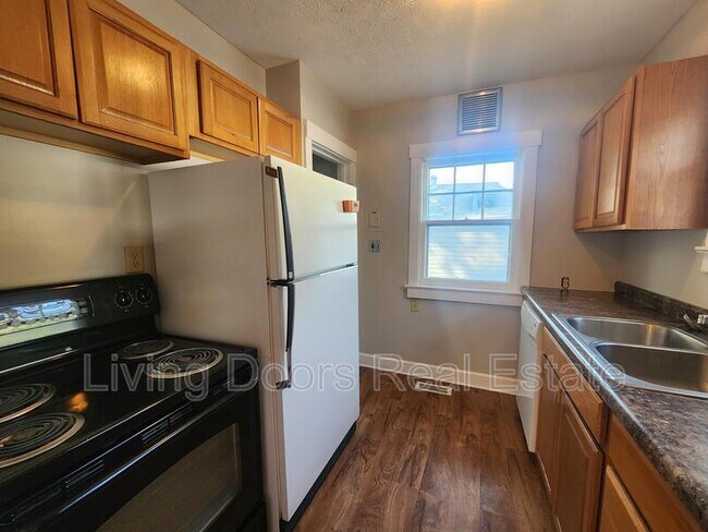 Foto del edificio - 1548 S 25th St