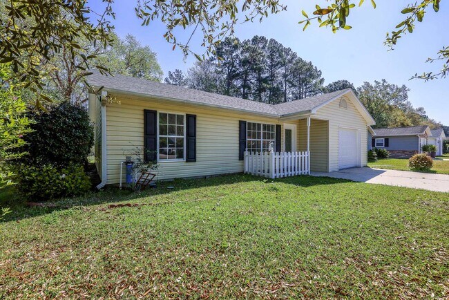 Building Photo - 2914 Temperance Dr