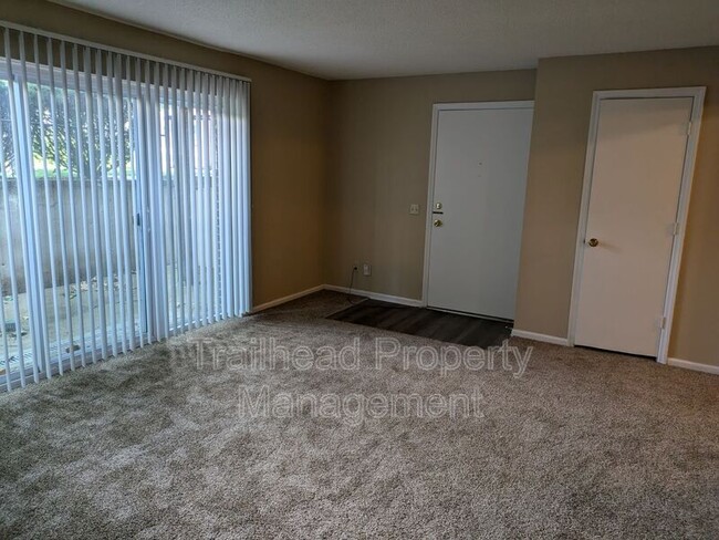 Building Photo - 5801 Woodson Dr