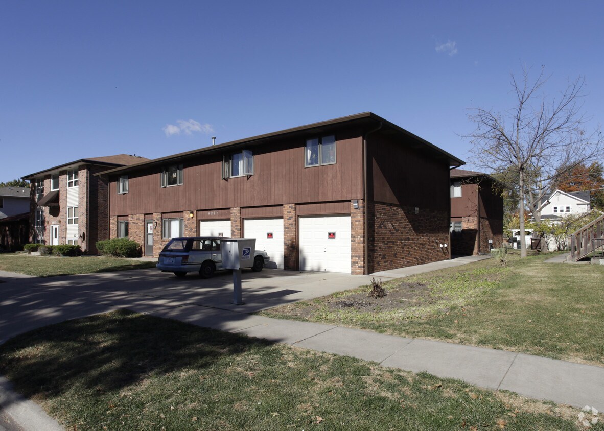 Foto principal - 4928 Walker Avenue