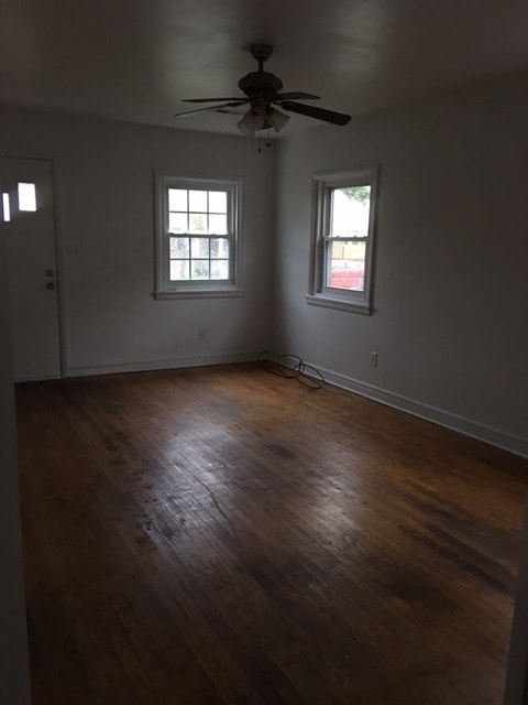 Building Photo - 2 Bedroom Rancher in Dunbar