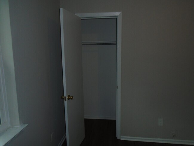 Foto del edificio - 2507 Staten Ave