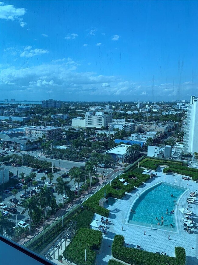 Building Photo - 6801 Collins Ave