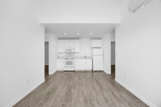 Foto del edificio - 572 N Cambridge St