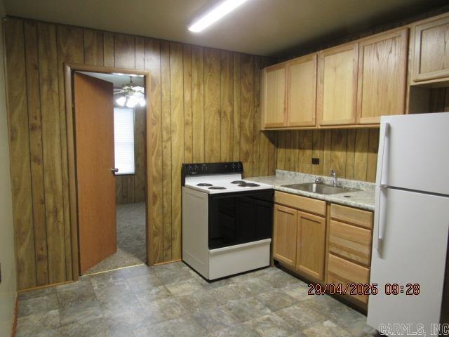 Foto del edificio - 1313 McNutt Rd
