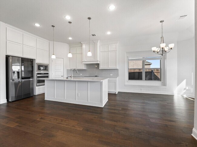 Foto del edificio - 814 Summer Grove Dr