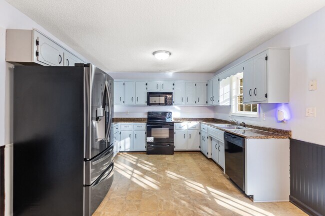 Foto del edificio - 2627 Elkmont Dr