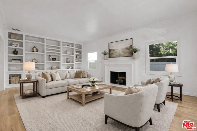 Building Photo - 205 Canon Dr