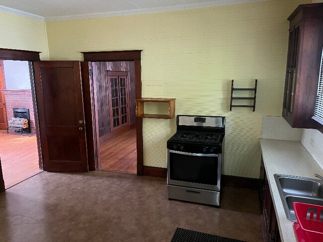 Foto del edificio - 710 W St Peter St