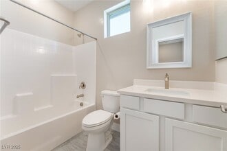 Building Photo - 9903 Spinel Pl