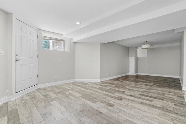Building Photo - 4819 S Vincennes Ave
