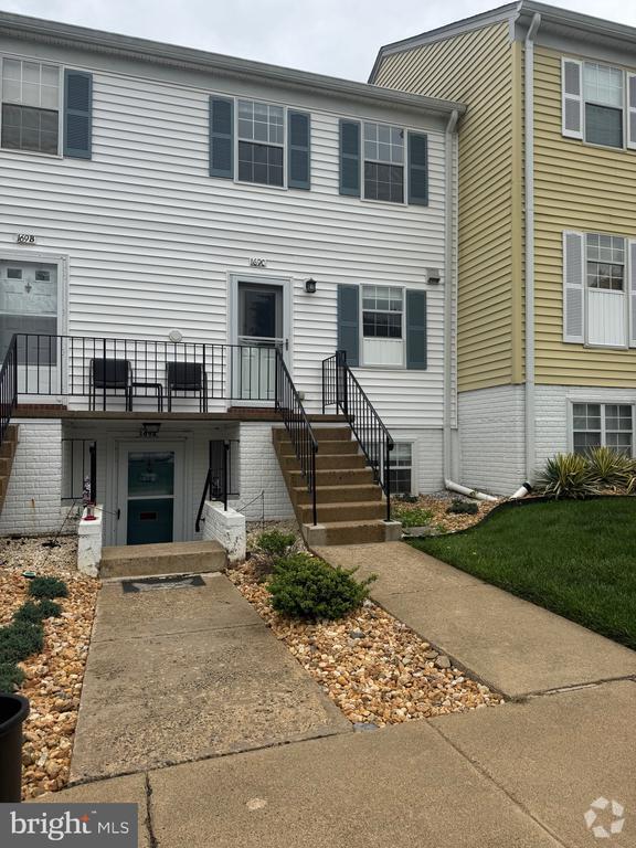 Building Photo - 169 Fairfield Dr