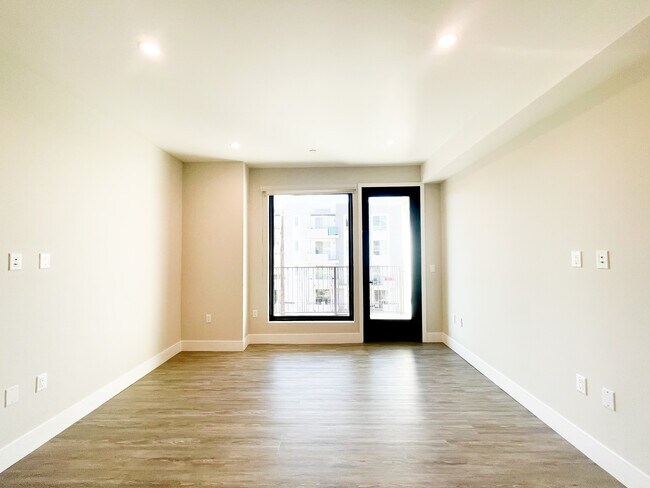 Foto del edificio - 5545 Bonner Ave
