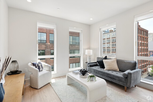 2BR, 2BA - 805SF - Living Room - Via Callowhill