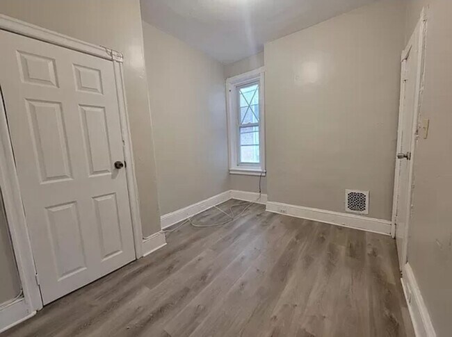 Foto del edificio - Stillman St 3BR