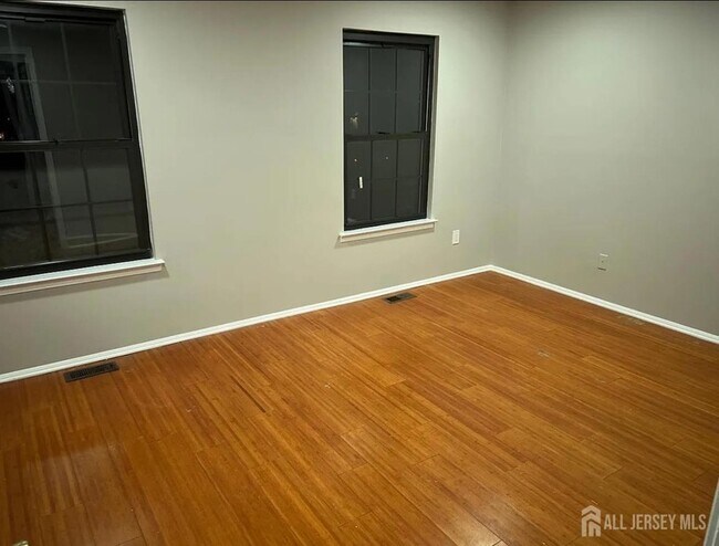 Foto del edificio - 269 Bromley Pl