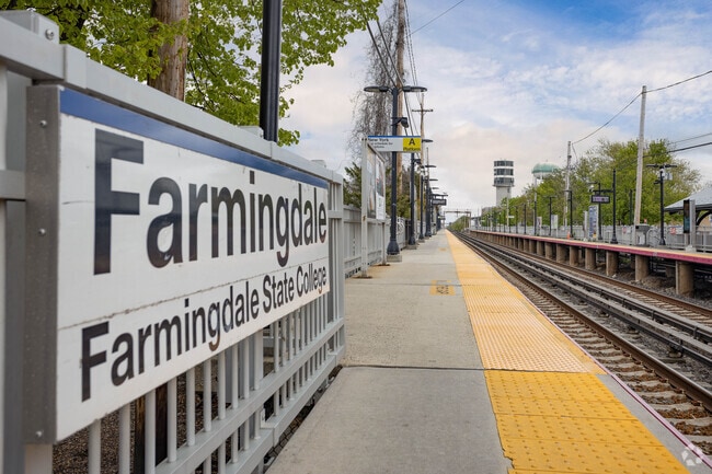 Take in the scenic views from down the two tracks and platforms at the Farmingdale LIRR station.
