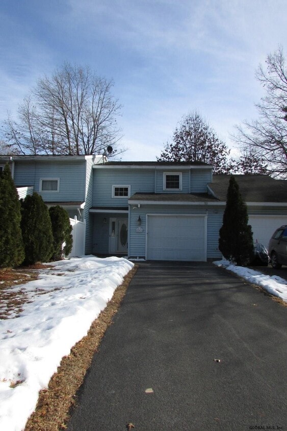 206 Tallow Wood Dr, Clifton Park, NY 12065 Townhome Rentals in