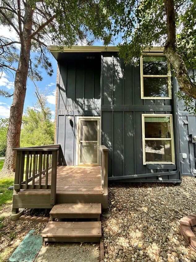 Primary Photo - Hidden Gem in South Boulder! Newly Renovat...