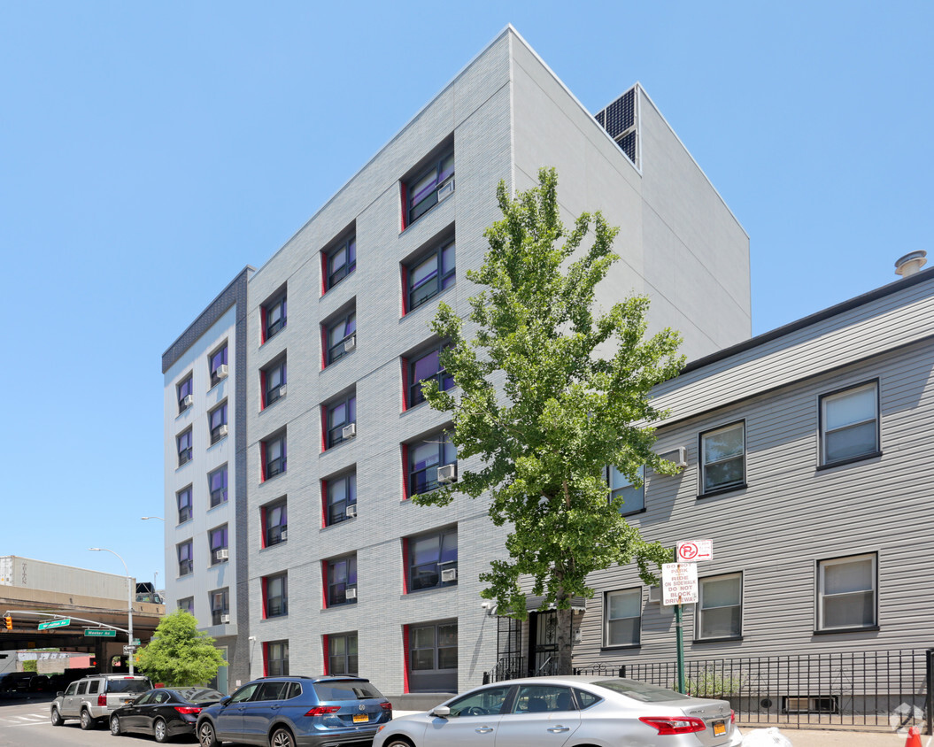 Building Photo - The Meekerman