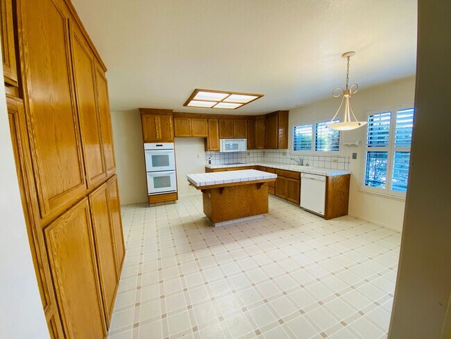 Foto del edificio - Elegant Galt Home