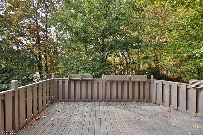 deck - 4 Dearburn Ct