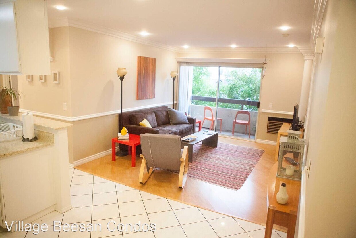 Foto principal - 6010 Romaine St