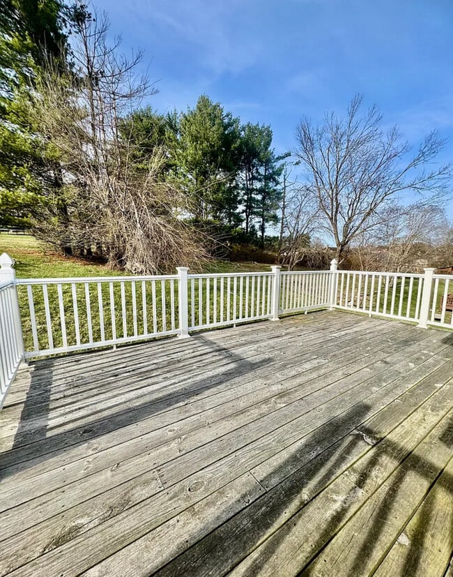 Building Photo - 875 Cambria St NW