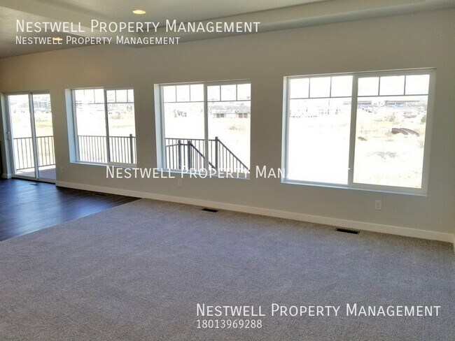 Building Photo - Beautiful Lehi Home