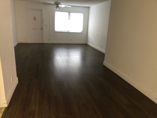 Foto del edificio - 1315 SW 20th St