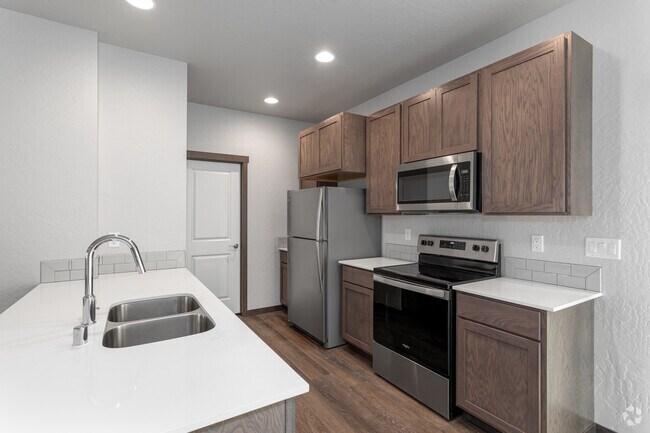 3BR, 2BA - 1,200SF - Riverside at Coyote Rock