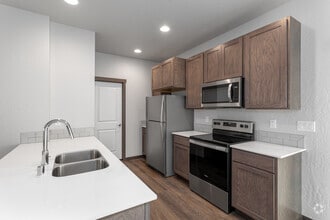 3BR, 2BA - 1,200SF - Riverside at Coyote Rock