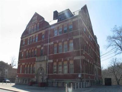 Foto del edificio - 675 Steiner Ave