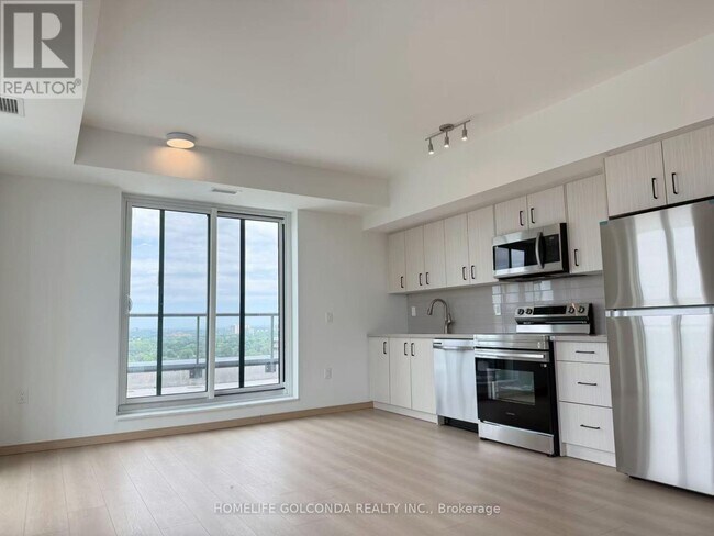 Photo du bâtiment - 3429-3429 Sheppard Ave E