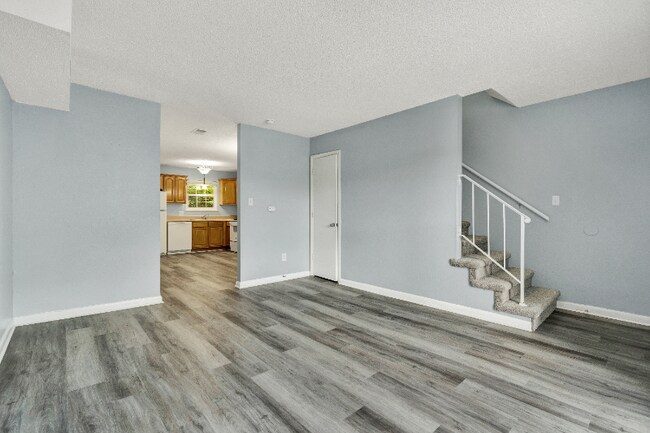 Foto del edificio - 1312 Ely Rd