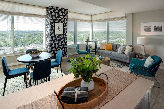 Apartment Living Room - The Point at Eisenhower Square