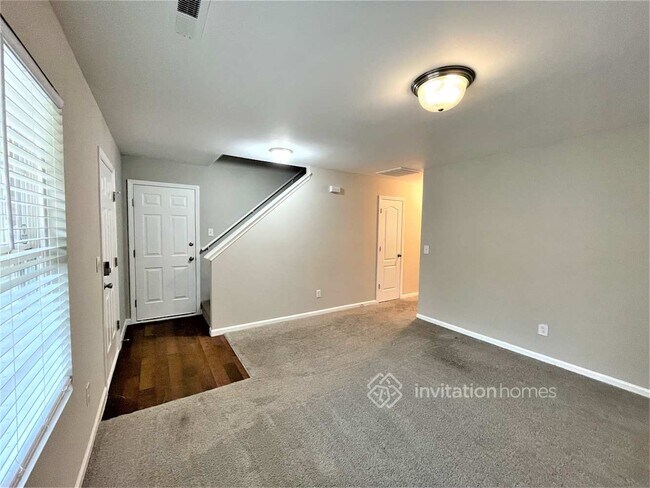 Foto del edificio - 6843 Squirrels Foot Ct