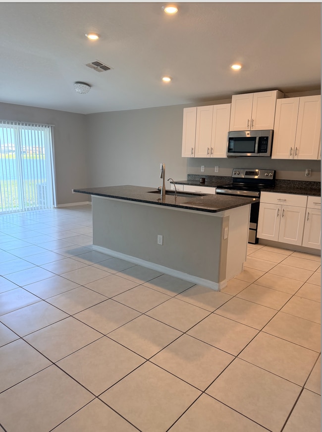Building Photo - 12747 Weston Oaks Ln