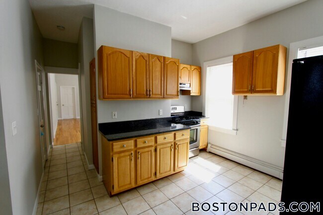 Foto del edificio - 154 Bennington St