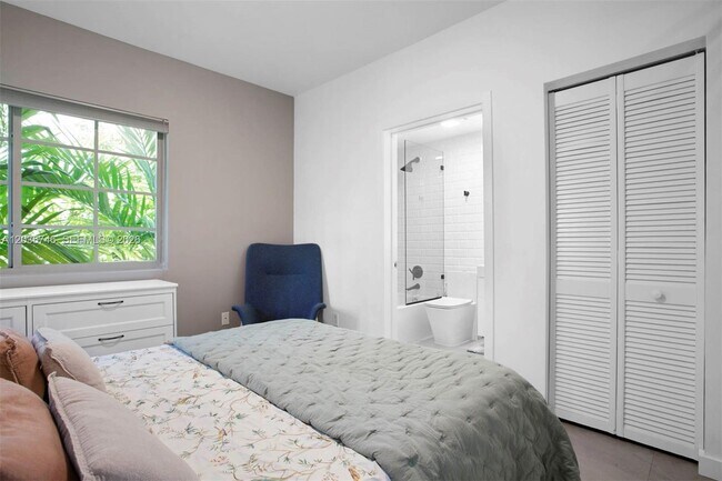 Foto del edificio - 901 3rd St