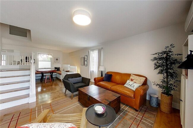 Foto del edificio - 364 Bellevue Ave