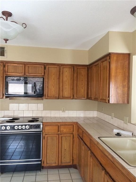 Foto del edificio - 11210 Willowood Creek Dr